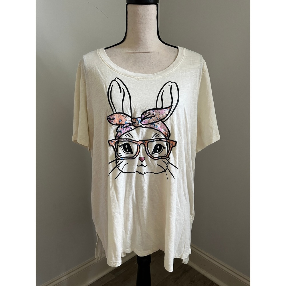 Cream Bunny Short Sleeve Tee Plus size 22/24 Casual Easter Embroidered Boho Chic